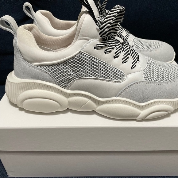 Moschino Other - Men’s MOSCHINO Teddy White Fashion Sneakers Trainers Sz EUR 42 US 9